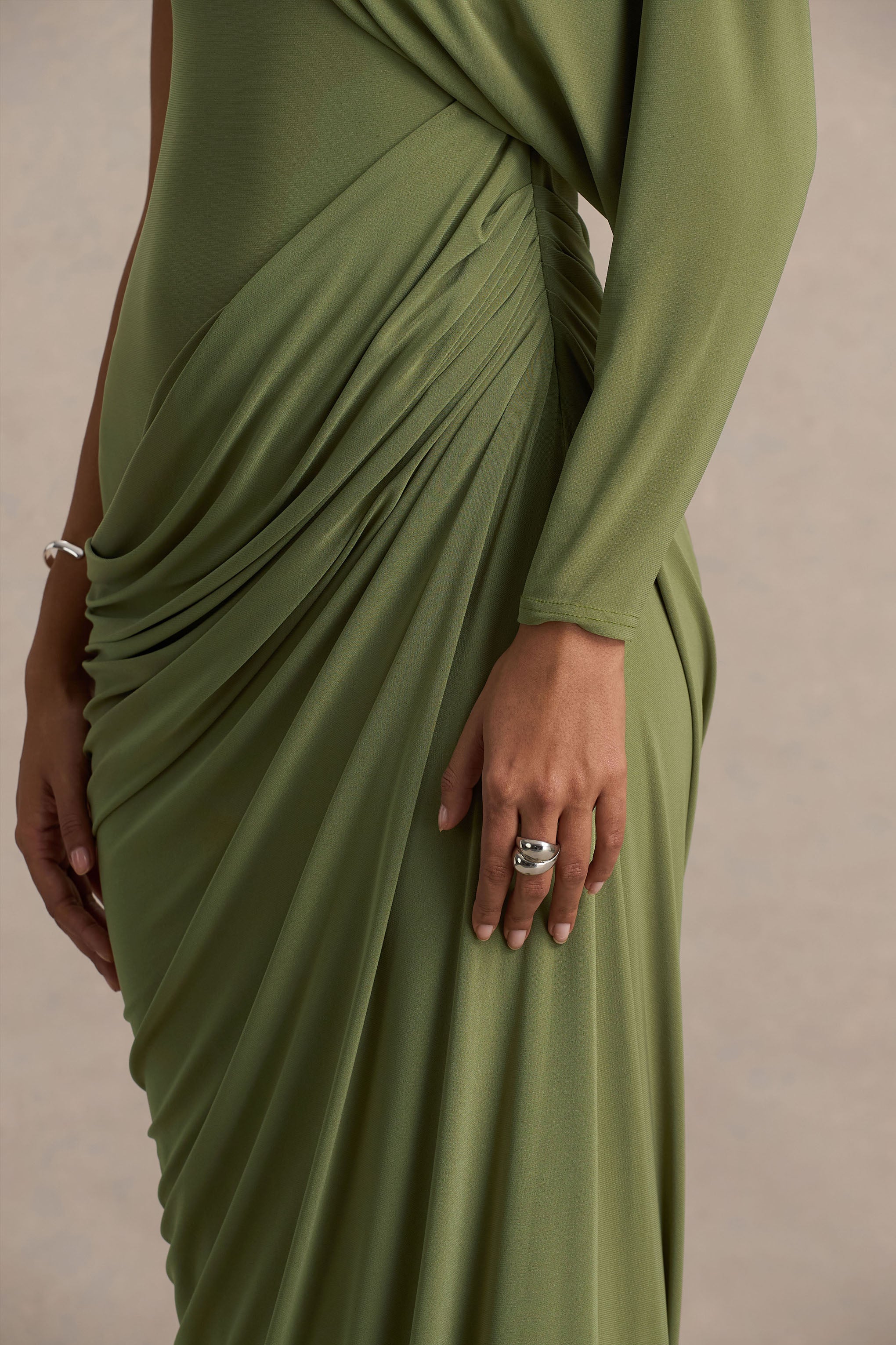 Aphra | Green High-Neck Maxi Dress With Cape-Sleeve - Image 3