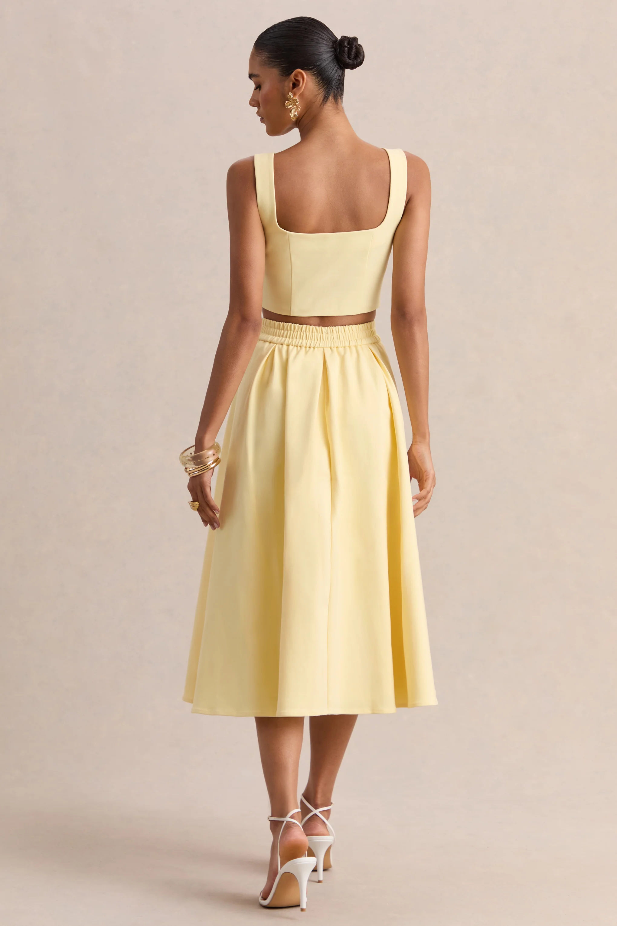 Caprielle | Lemon Scoop-Neck Crop-Top With Corsage Detailing - Image 3