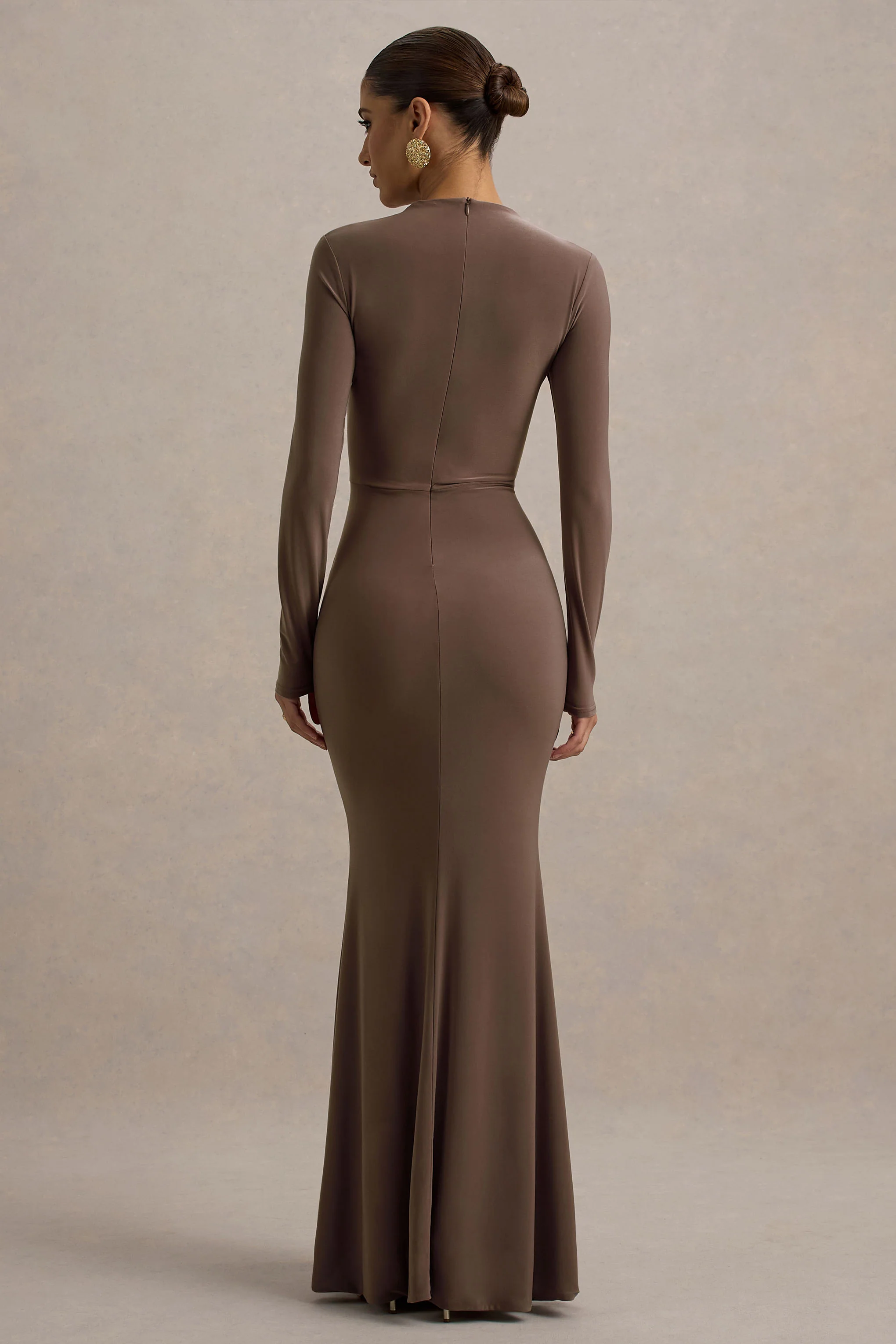 Reid | Brown Long-Sleeve Gathered Maxi Dress - Image 2