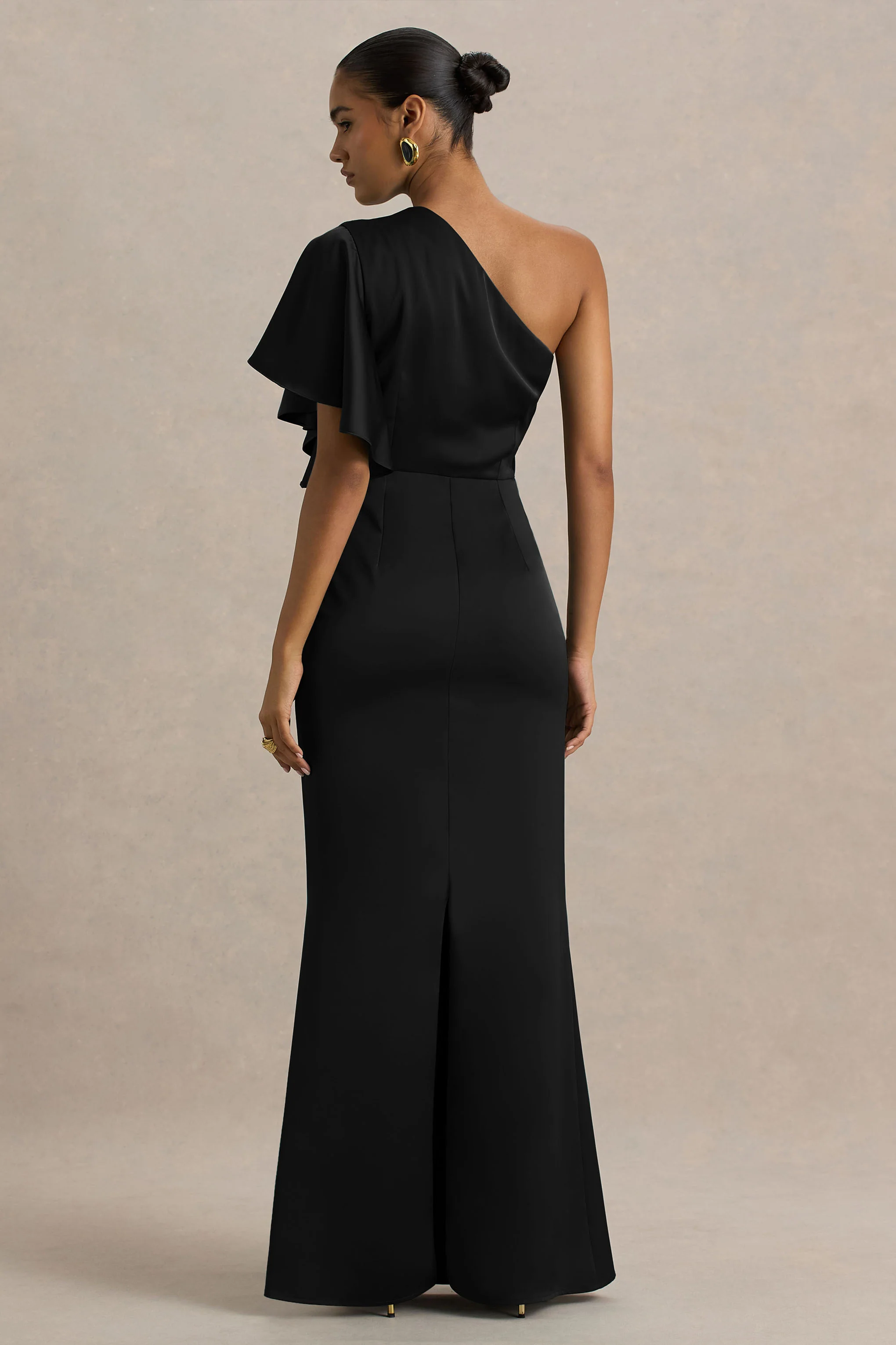 Unforgettable | Black Asymmetric-Neck Maxi Dress With Ruffled Detailing - Image 2